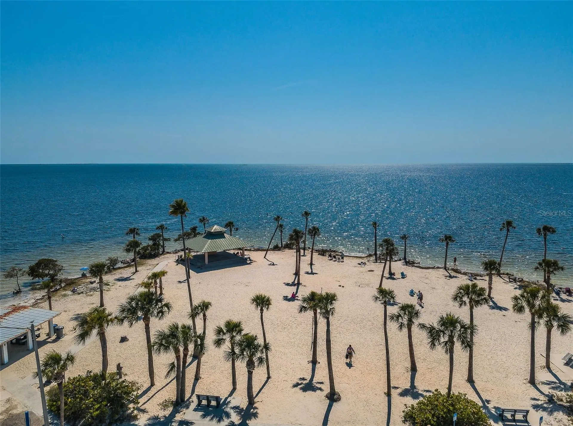 494 Village Drive Tarpon Springs FL 34689