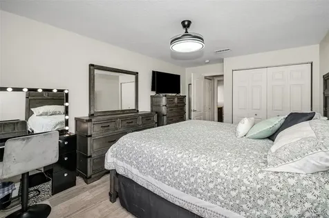 494 Village Drive Tarpon Springs FL 34689