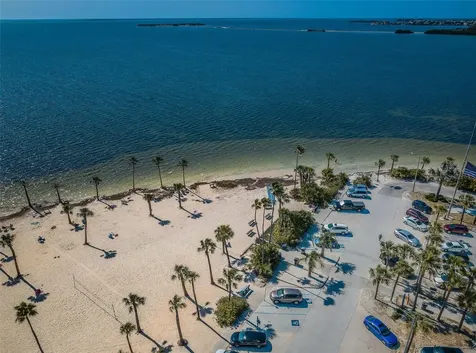 494 Village Drive Tarpon Springs FL 34689