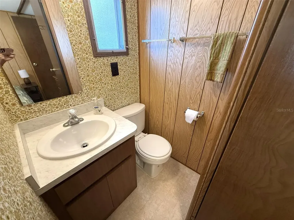 212 Wolverine Avenue North Port FL 34287