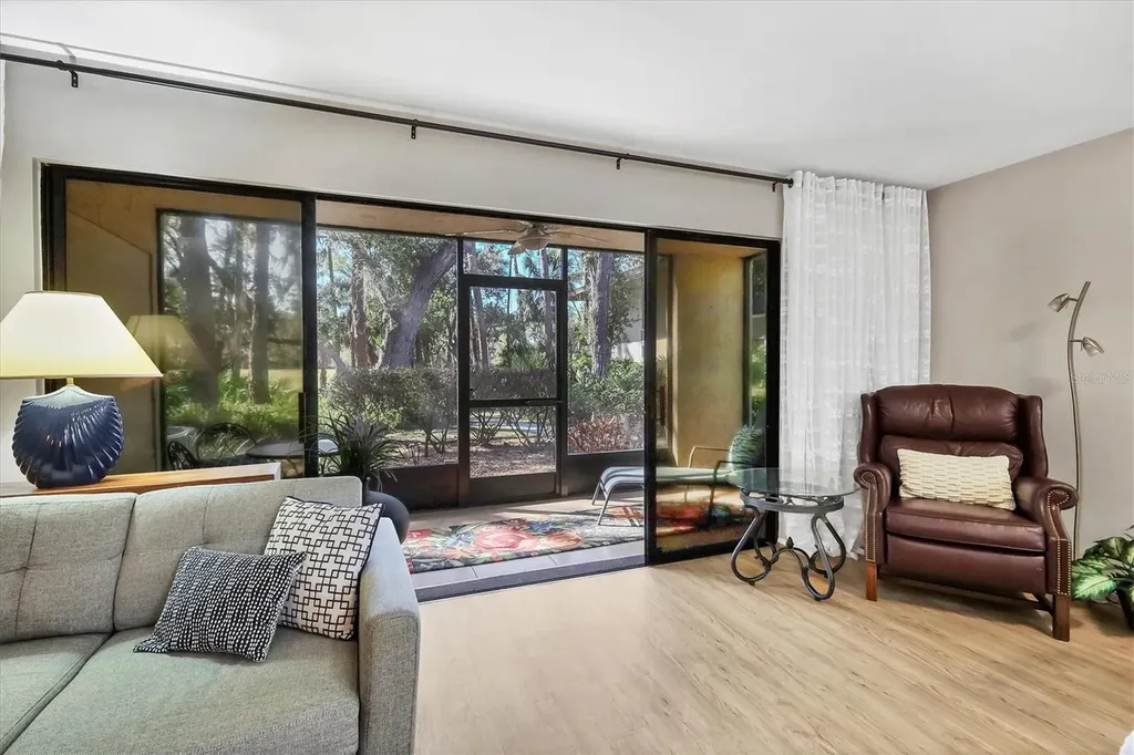 3041 Quail Hollow Sarasota FL 34235