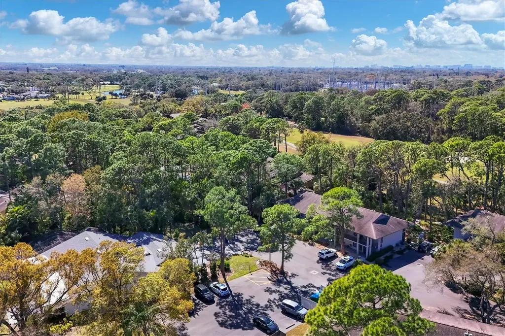 3041 Quail Hollow Sarasota FL 34235