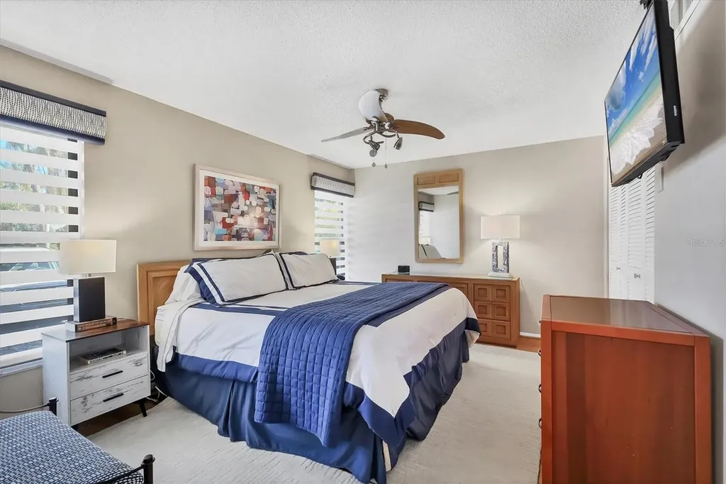 3041 Quail Hollow Sarasota FL 34235
