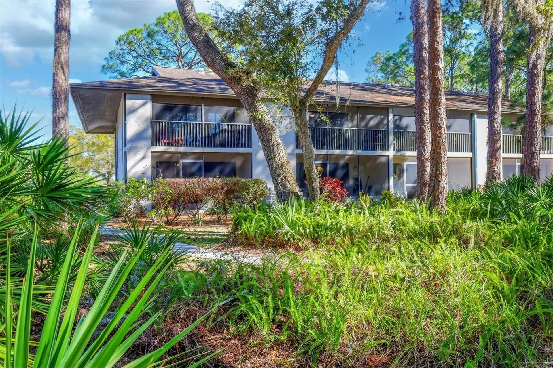 3041 Quail Hollow Sarasota FL 34235