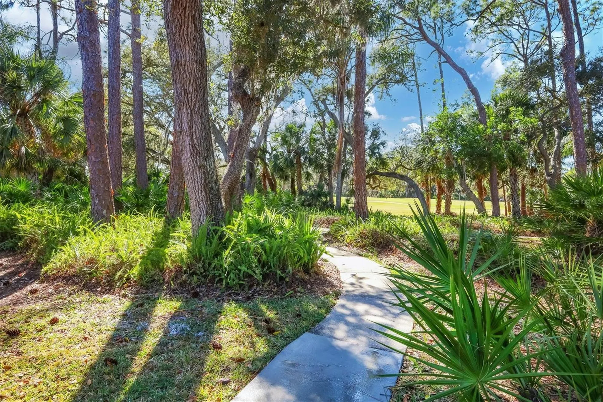 3041 Quail Hollow Sarasota FL 34235