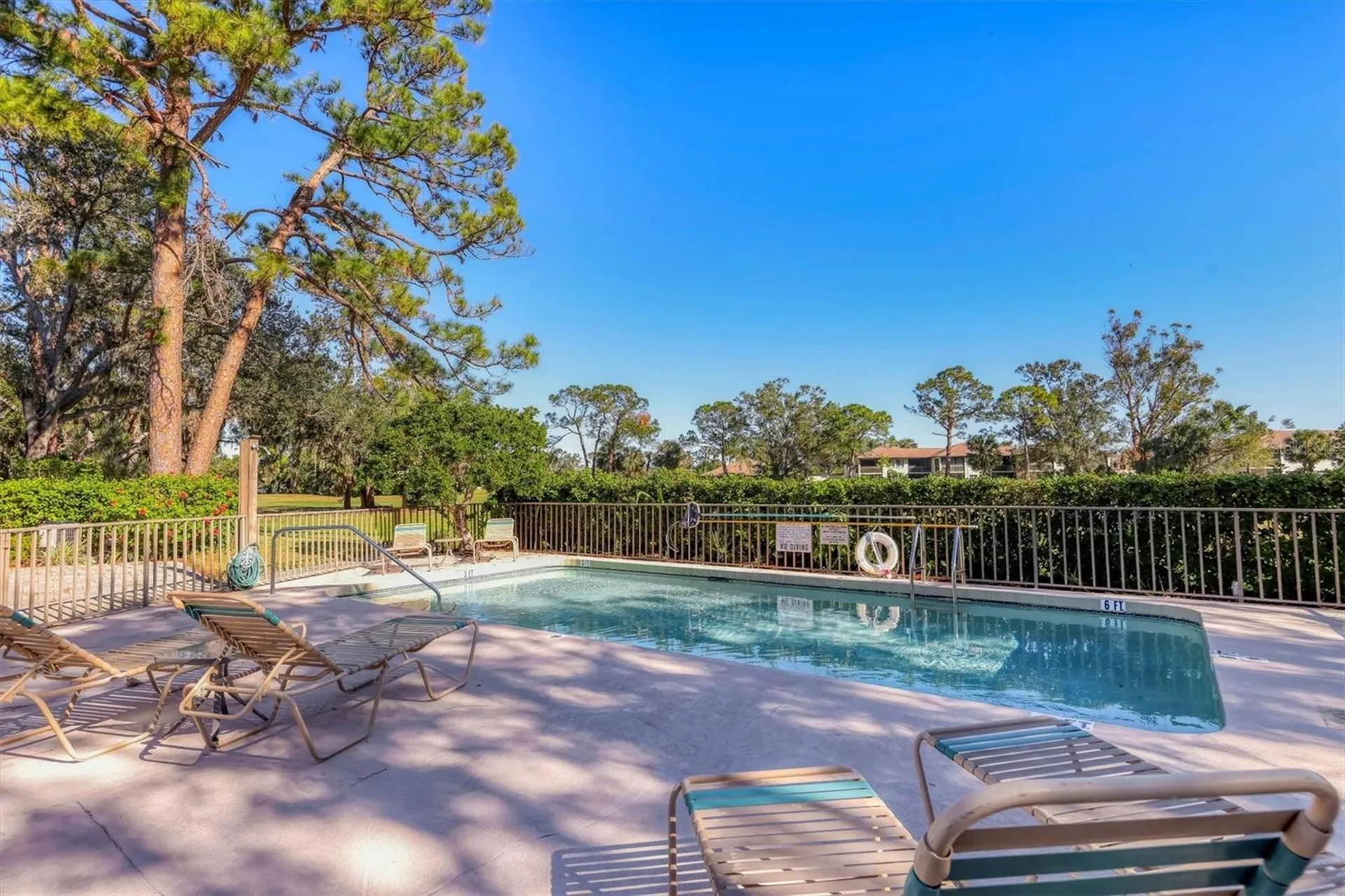 3041 Quail Hollow Sarasota FL 34235