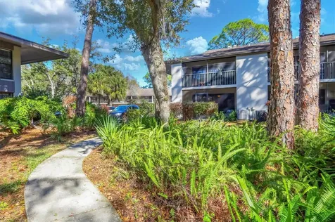 3041 Quail Hollow Sarasota FL 34235
