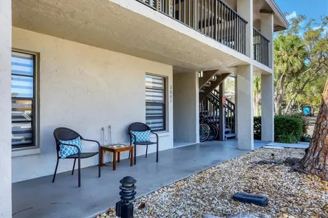 3041 Quail Hollow Sarasota FL 34235