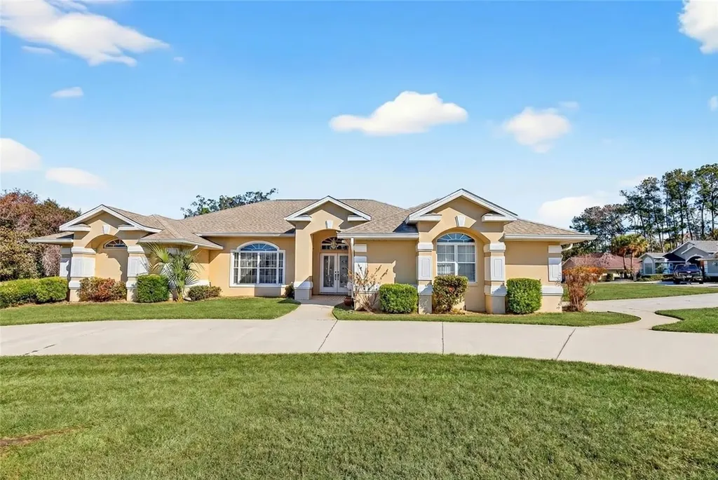 2910 SE 23rd Avenue Ocala FL 34471