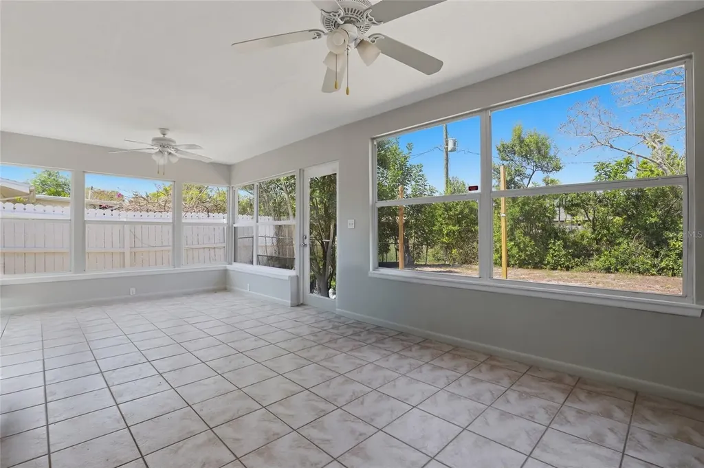 2227 Grove Street Sarasota FL 34239
