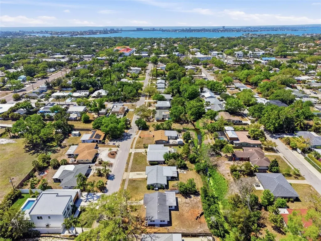 2227 Grove Street Sarasota FL 34239