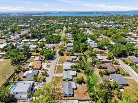 2227 Grove Street Sarasota FL 34239