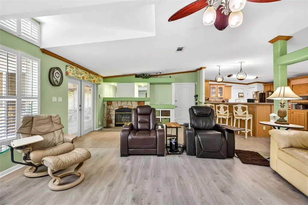 3308 24th Avenue SE Ruskin FL 33570