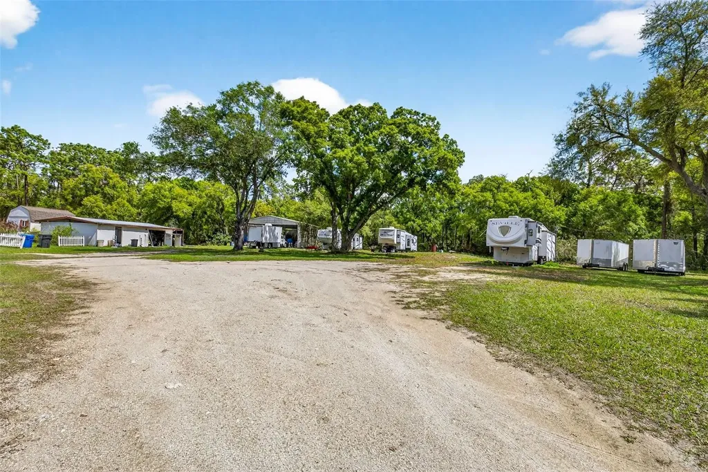 3308 24th Avenue SE Ruskin FL 33570