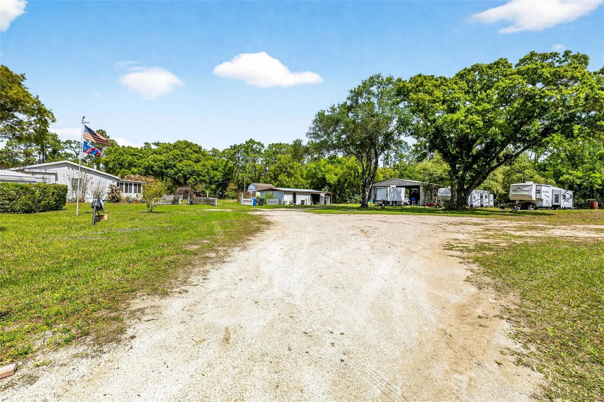 3308 24th Avenue SE Ruskin FL 33570