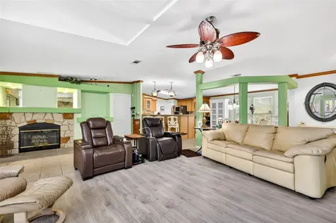 3308 24th Avenue SE Ruskin FL 33570