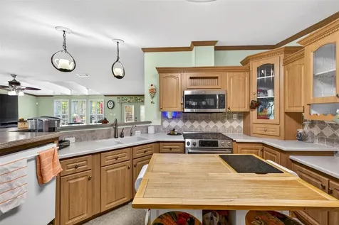 3308 24th Avenue SE Ruskin FL 33570