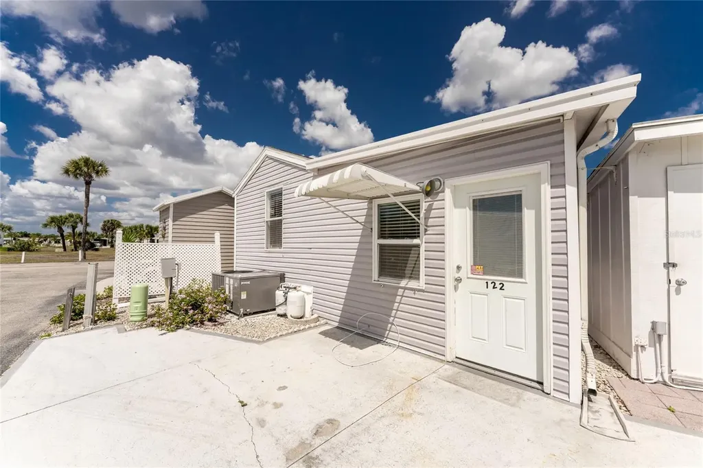 1475 Flamingo Drive Englewood FL 34224