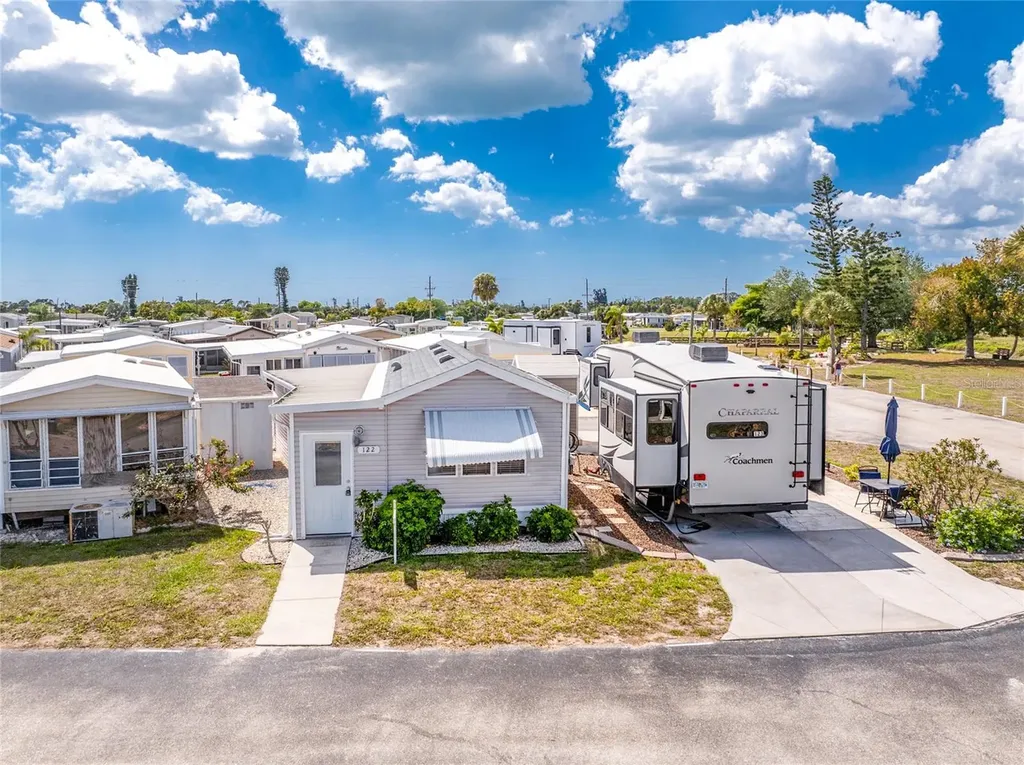 1475 Flamingo Drive Englewood FL 34224