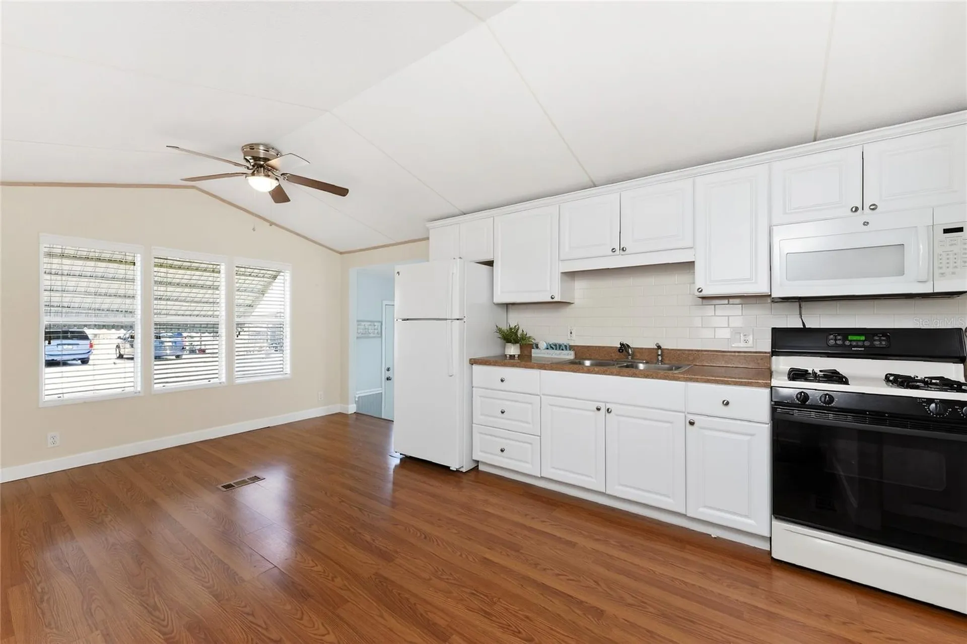 1475 Flamingo Drive Englewood FL 34224