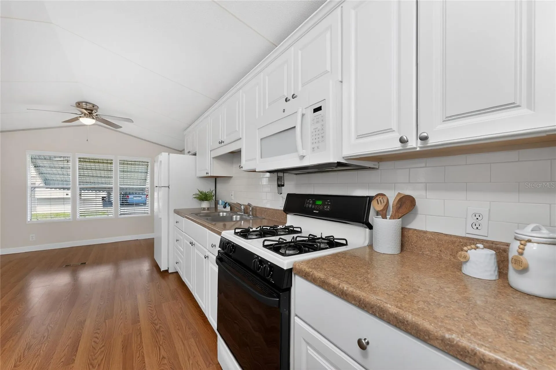 1475 Flamingo Drive Englewood FL 34224