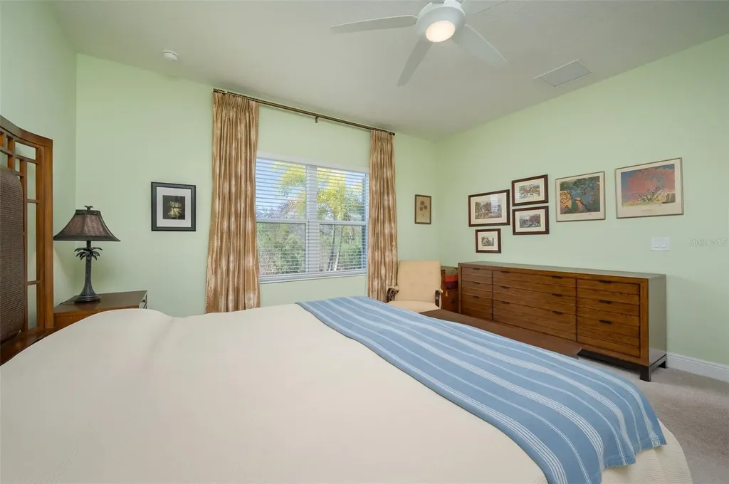 2726 Sapphire Blue Lane Bradenton FL 34211
