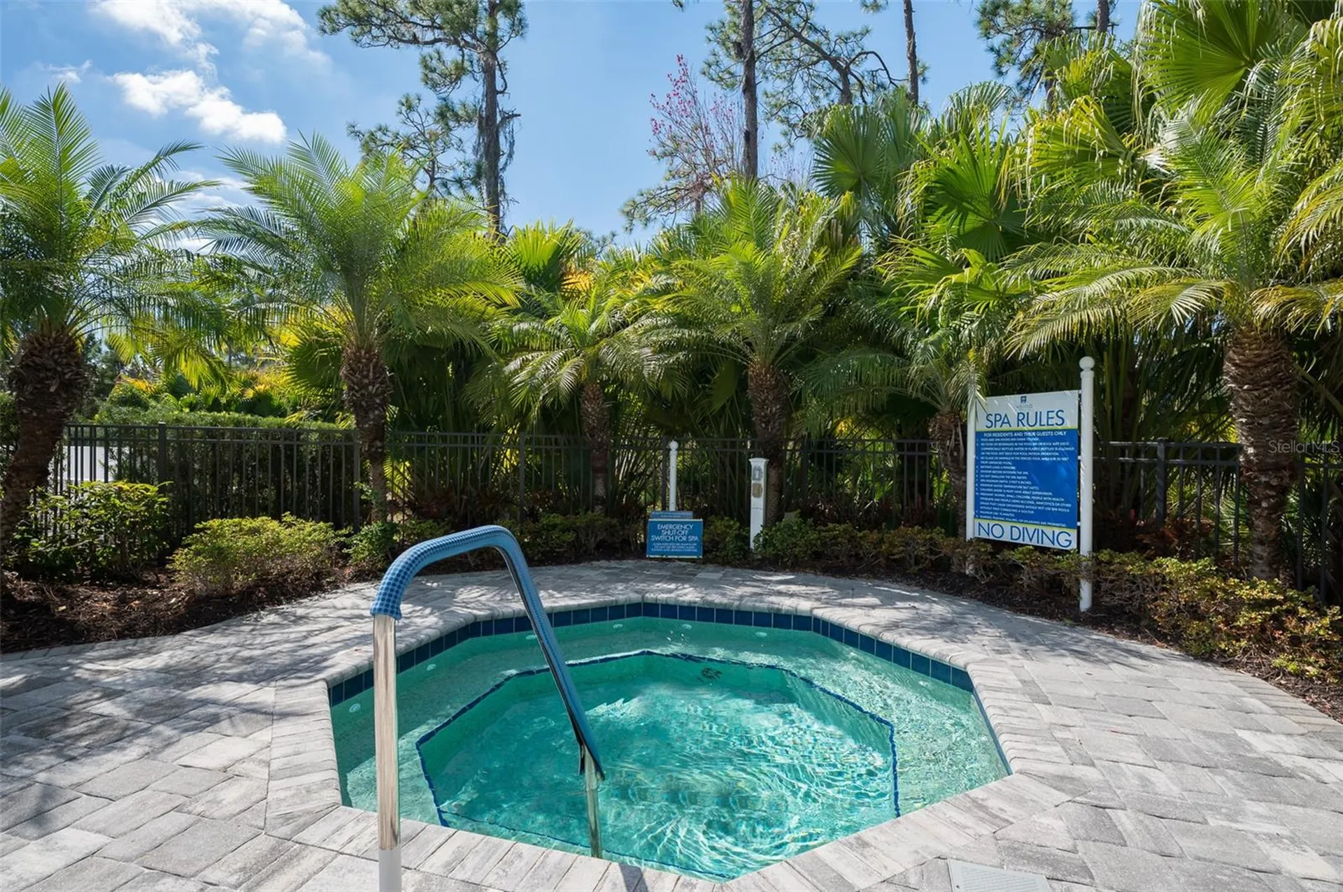 2726 Sapphire Blue Lane Bradenton FL 34211
