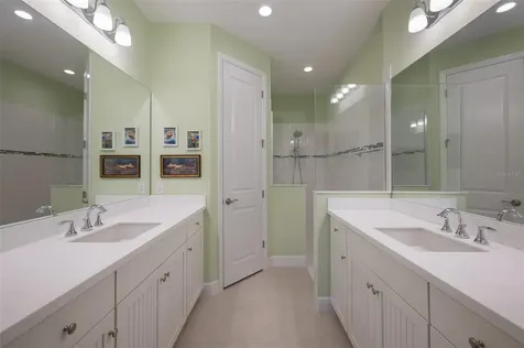 2726 Sapphire Blue Lane Bradenton FL 34211
