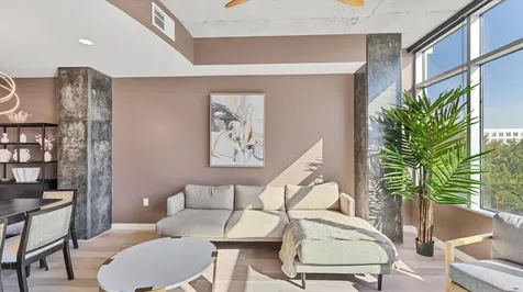 525 E Jackson Street Orlando FL 32801