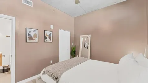 525 E Jackson Street Orlando FL 32801
