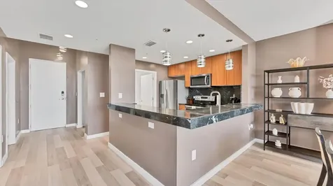 525 E Jackson Street Orlando FL 32801