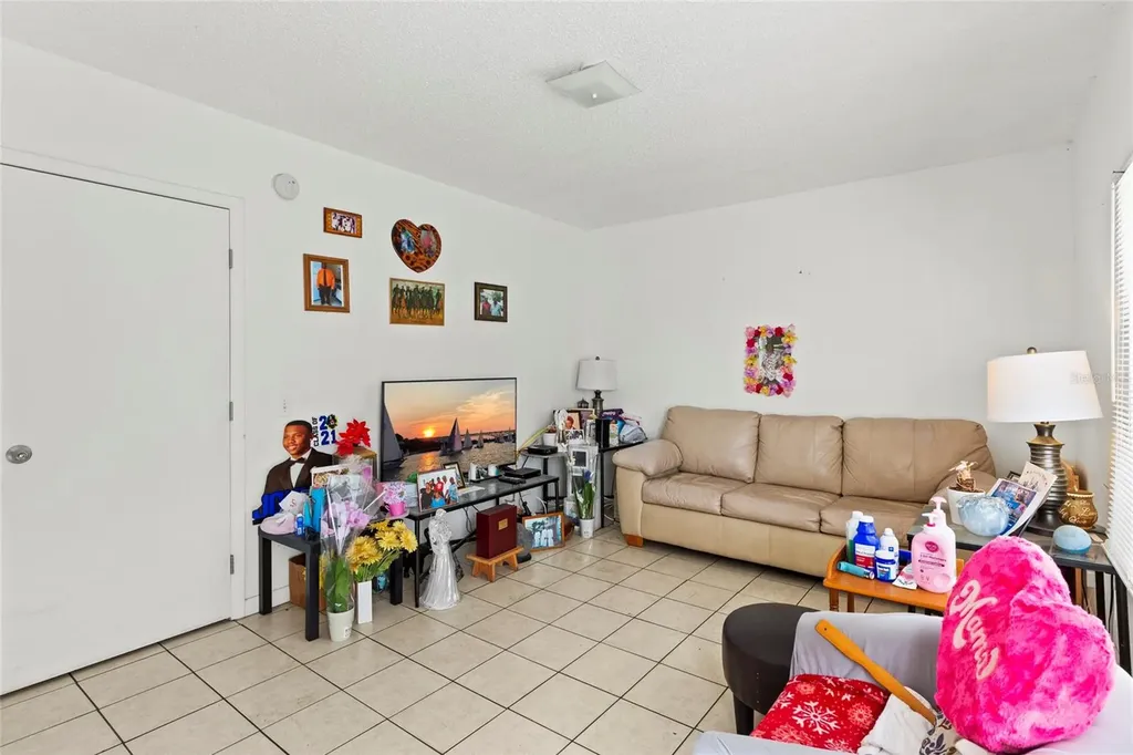 2788 41st Avenue N St Petersburg FL 33714