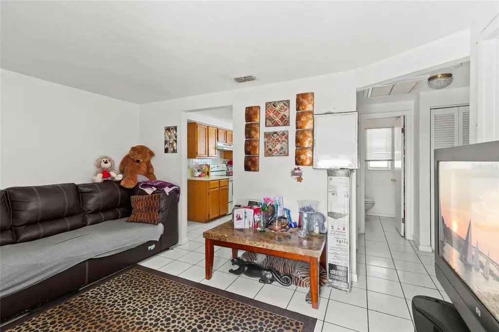 2788 41st Avenue N St Petersburg FL 33714