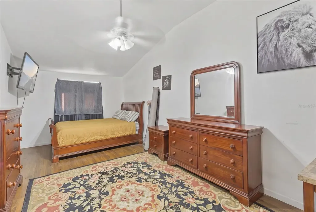 2788 41st Avenue N St Petersburg FL 33714