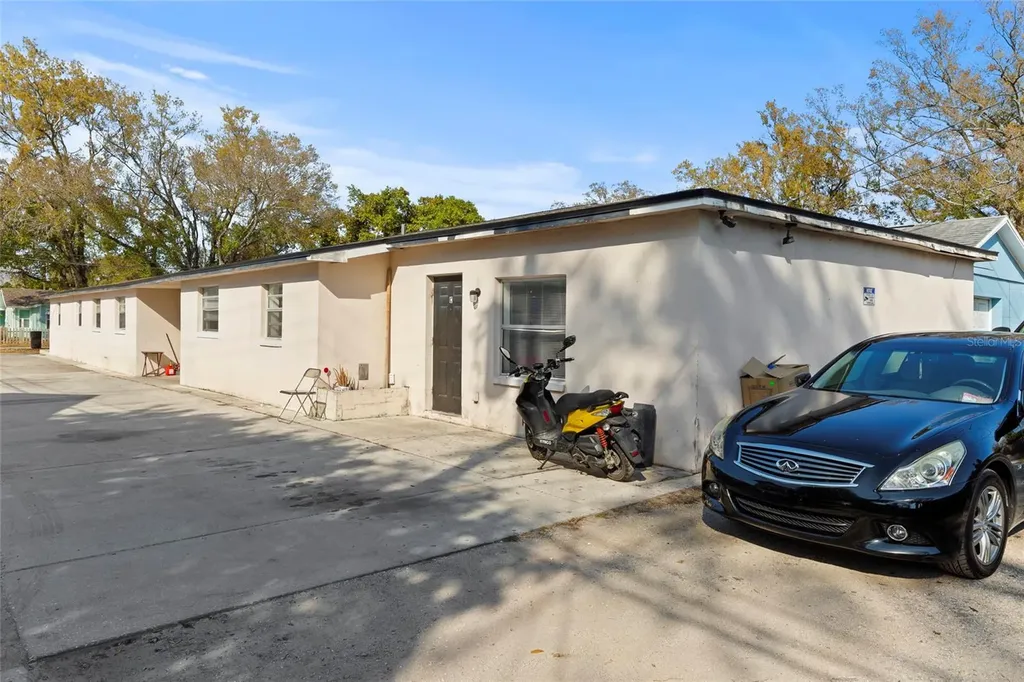 2788 41st Avenue N St Petersburg FL 33714