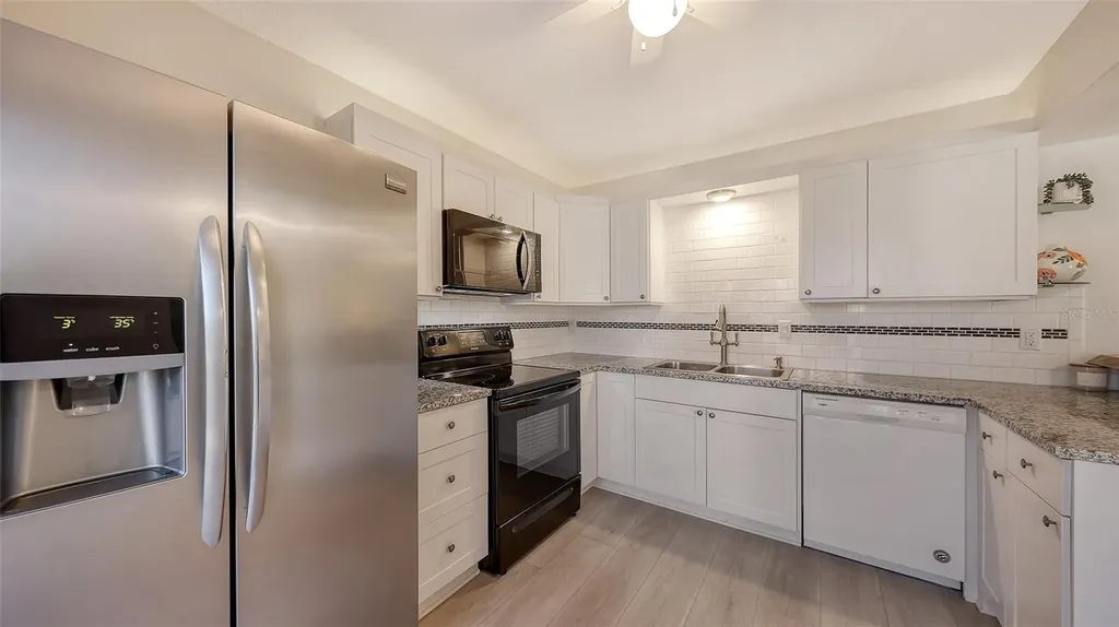 1687 Brookhouse Circle Sarasota FL 34231