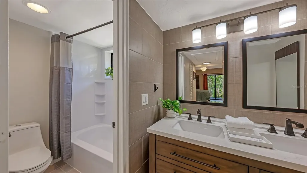 1687 Brookhouse Circle Sarasota FL 34231