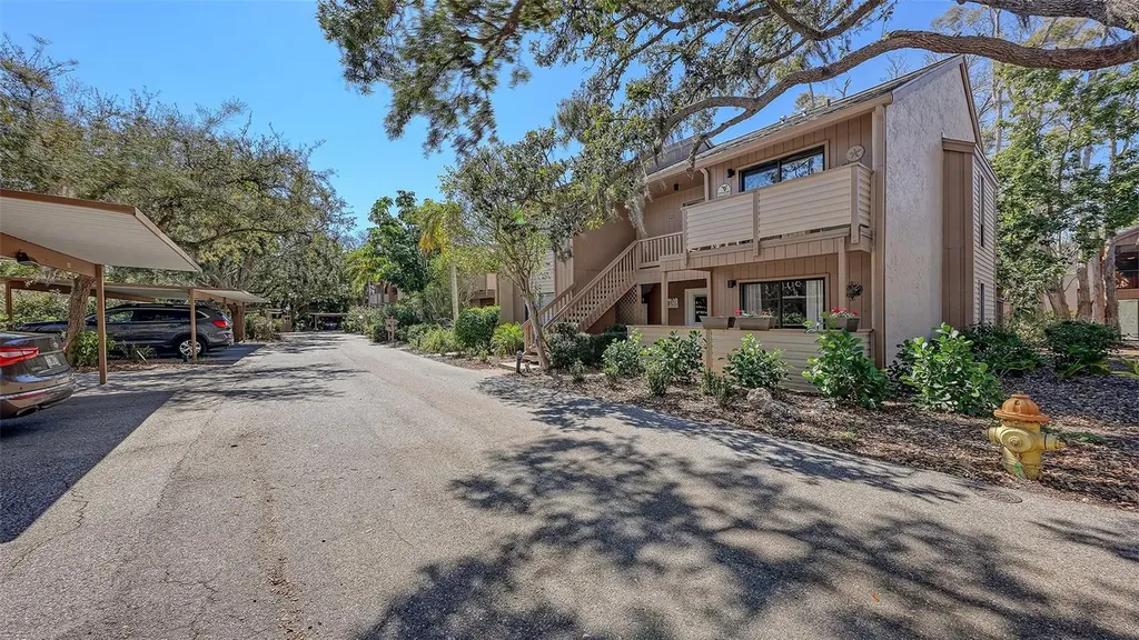 1687 Brookhouse Circle Sarasota FL 34231