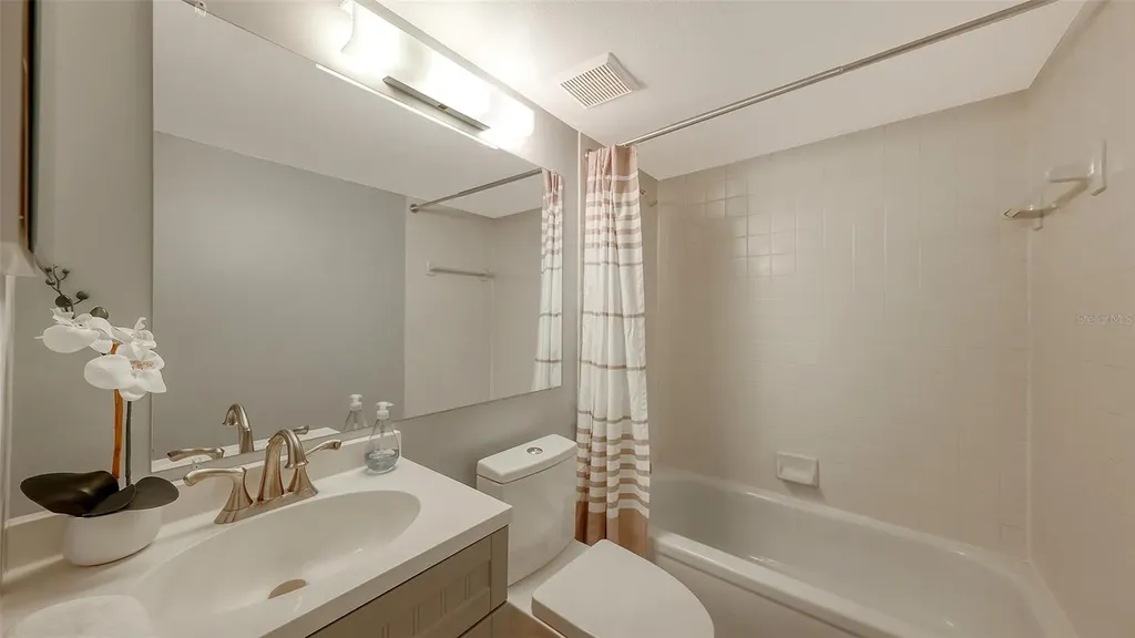1687 Brookhouse Circle Sarasota FL 34231