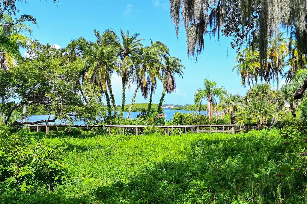1687 Brookhouse Circle Sarasota FL 34231