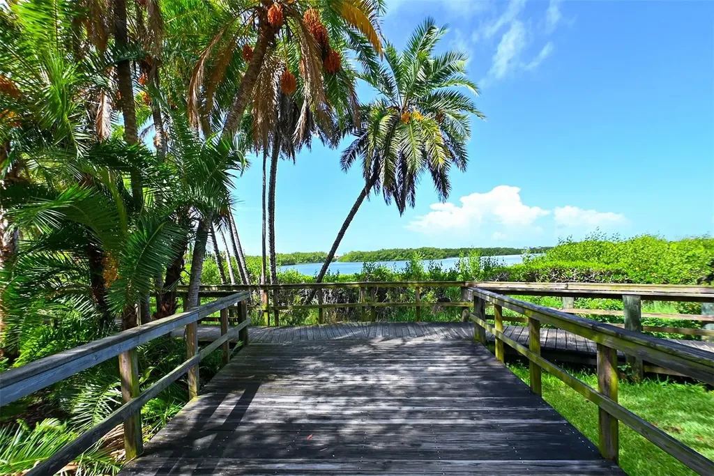 1687 Brookhouse Circle Sarasota FL 34231