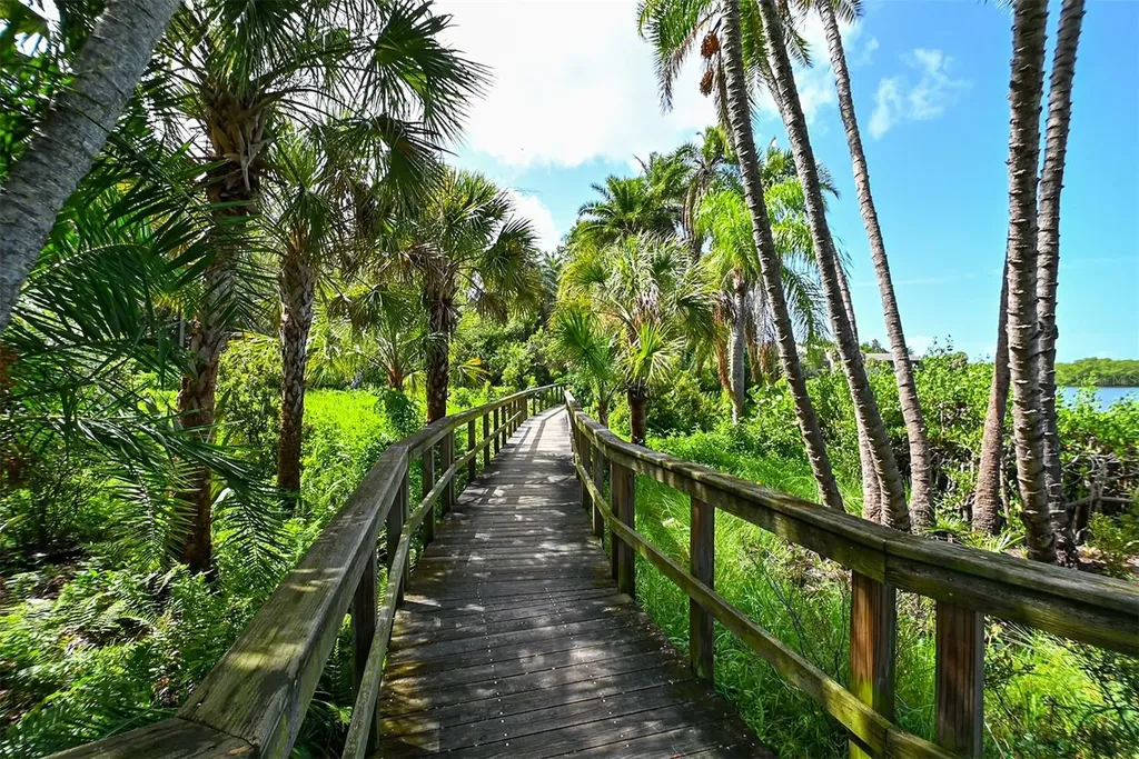 1687 Brookhouse Circle Sarasota FL 34231