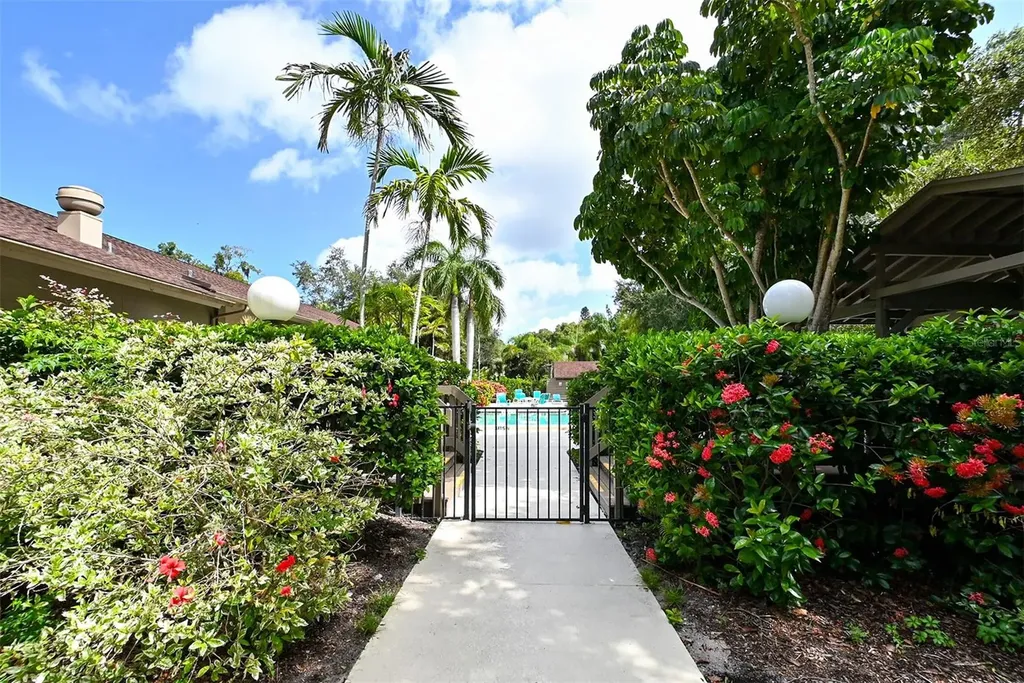 1687 Brookhouse Circle Sarasota FL 34231