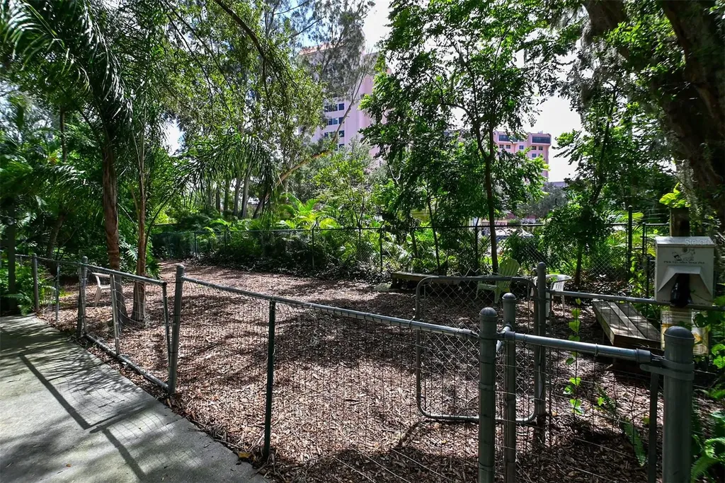 1687 Brookhouse Circle Sarasota FL 34231