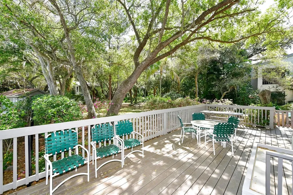 1687 Brookhouse Circle Sarasota FL 34231