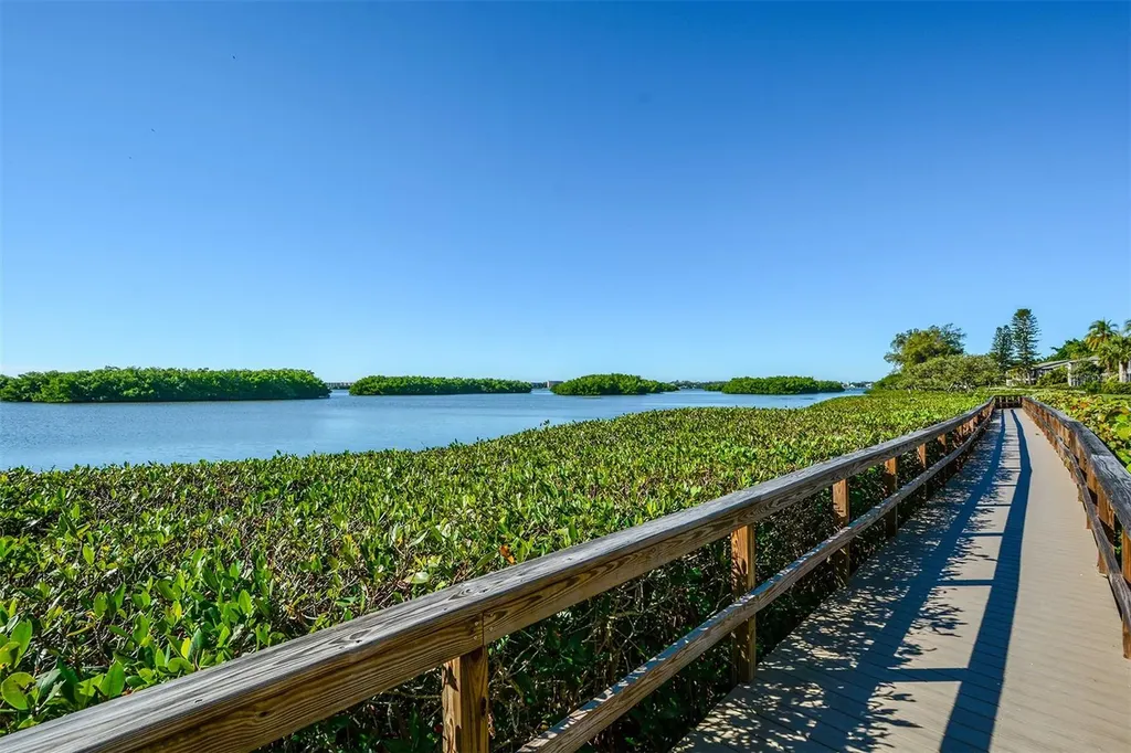 1687 Brookhouse Circle Sarasota FL 34231