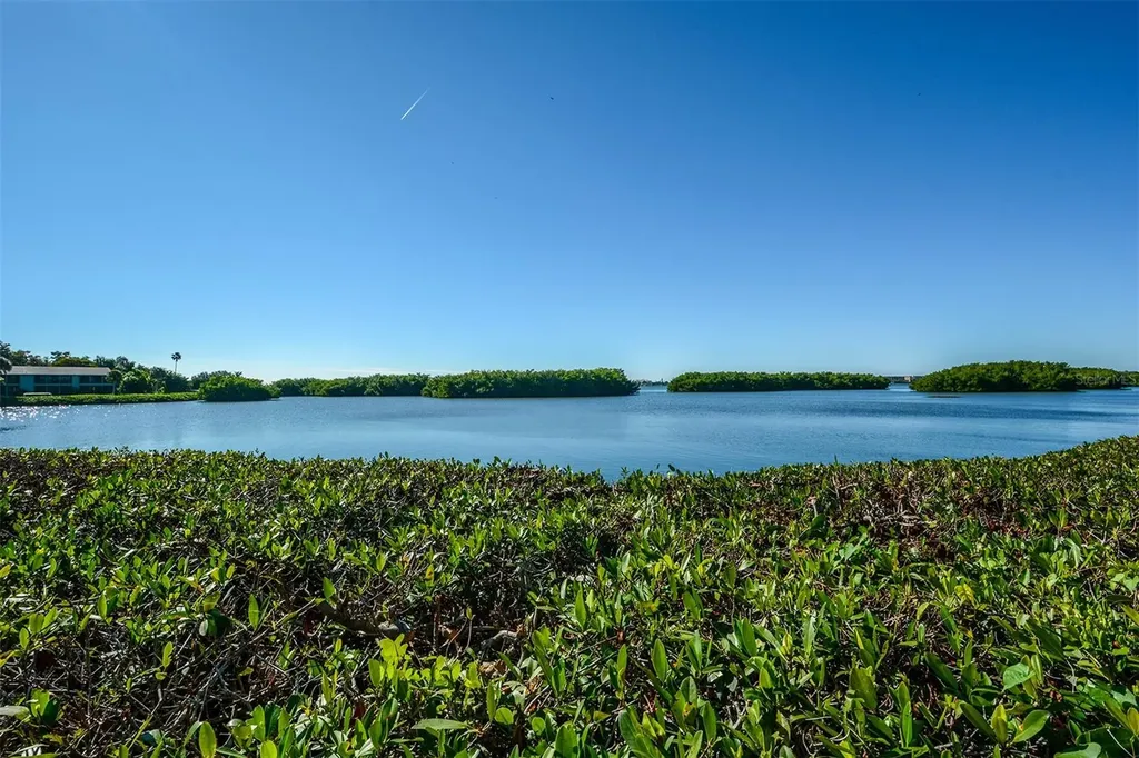 1687 Brookhouse Circle Sarasota FL 34231