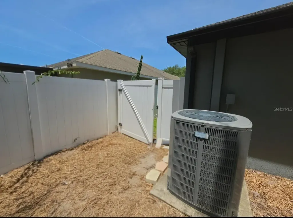 10813 Rockledge View Drive Riverview FL 33579