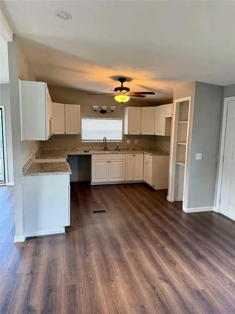 3123 Crystal Hills Drive Lakeland FL 33801