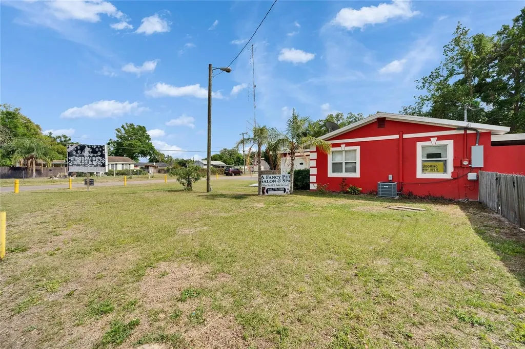 126 Ridgewood Avenue Brandon FL 33510
